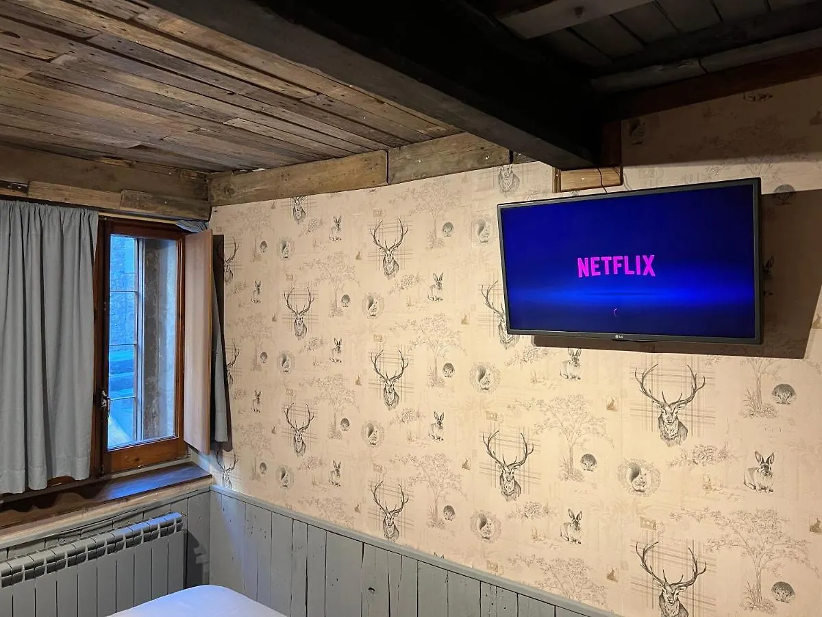 Cabane Du Cerf Llivia 0*,